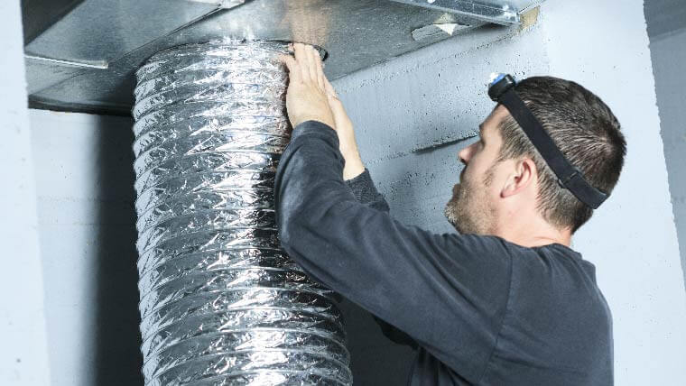 Schedule your duct cleaning in Carrollton TX with Barbosa Plumbing & Air Conditioning.