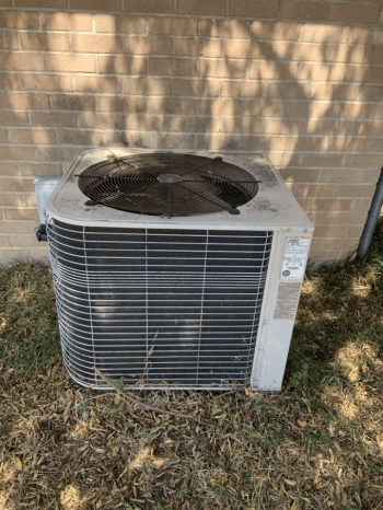 An outdoor AC unit recently repaired by one of our technicians - Just one of many cooling systems Barbosa is certified to service.